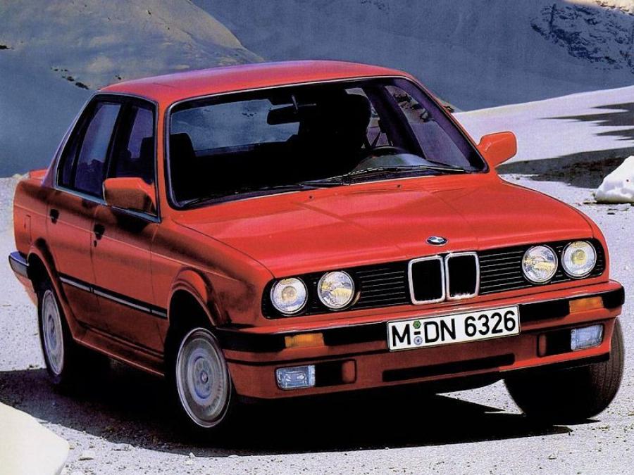  BMW 325iX Sedan 1987 года  (фото 1 из 5)
